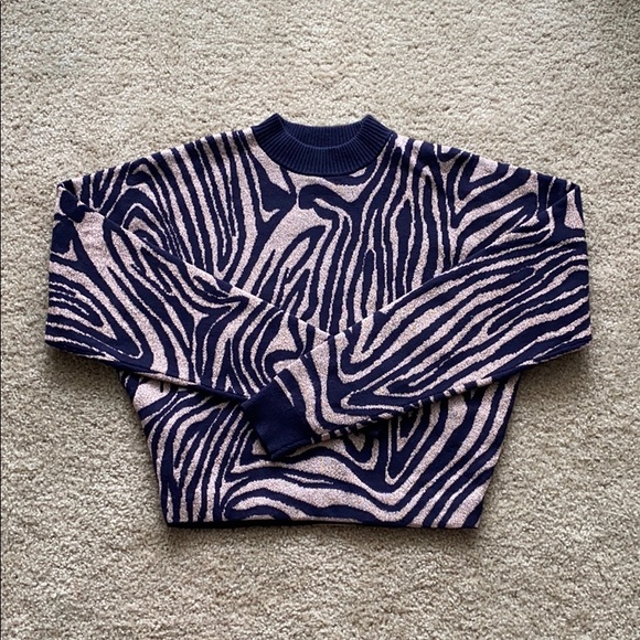 & Other Stories Sweaters - &Other Stories Pink/Zebra Cropped Sweater